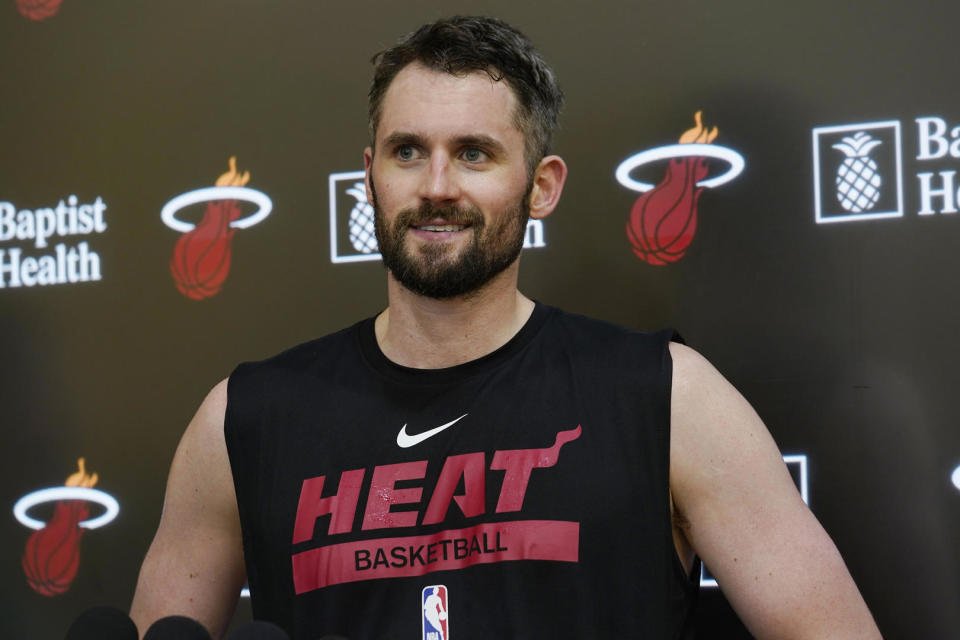 努尔基奇追平nba现役球员单场篮板纪录,却难追"远古神兽"们