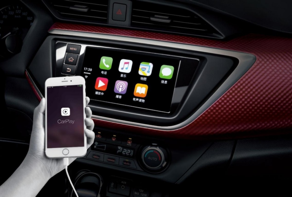 但更多中高端智能化品牌"反向"选择增加carplay作为互联方式
