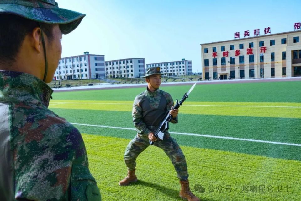 新兵下连在即,新训骨干捎来了这些话