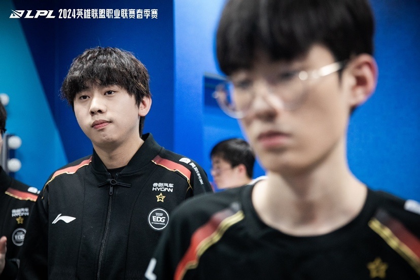 edg彻底无缘季后赛图火了lpl首支被淘汰的队伍厂长变脸
