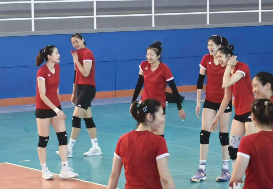 cctv5直播中国女排vs韩国,凌晨4点半开球,蔡斌能否取得开门红?