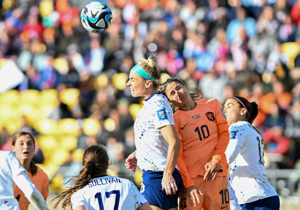 (女足世界杯)足球——e组小组赛:美国队平荷兰队