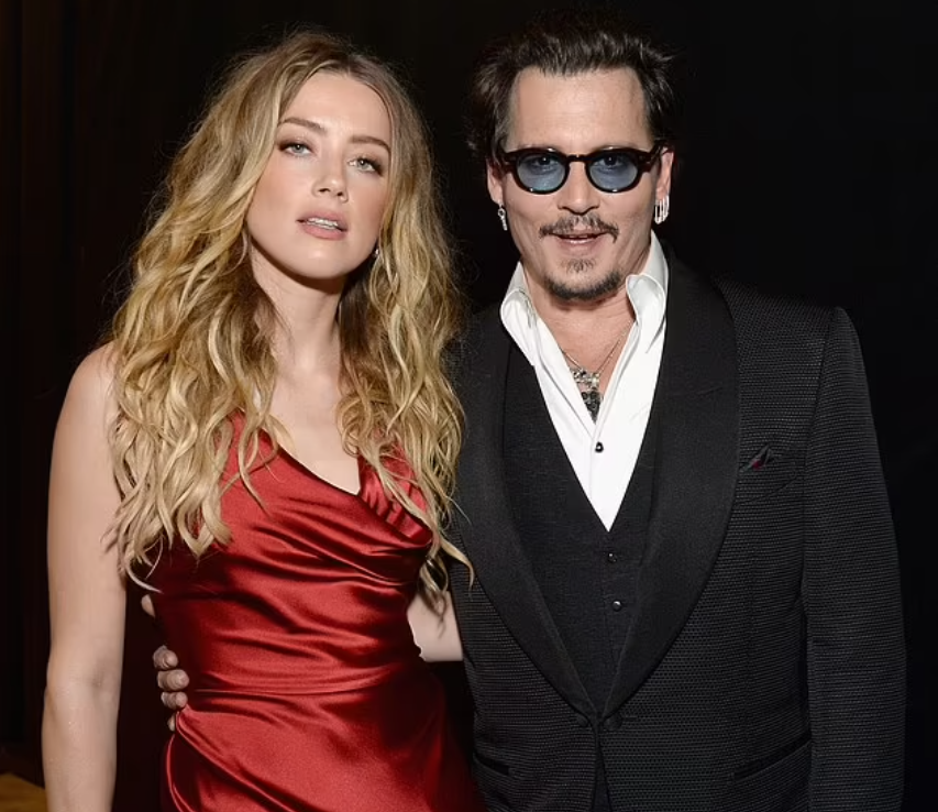 沙特王储与好莱坞明星德普"无与伦比的兄弟情"引热议,两人相互救赎?