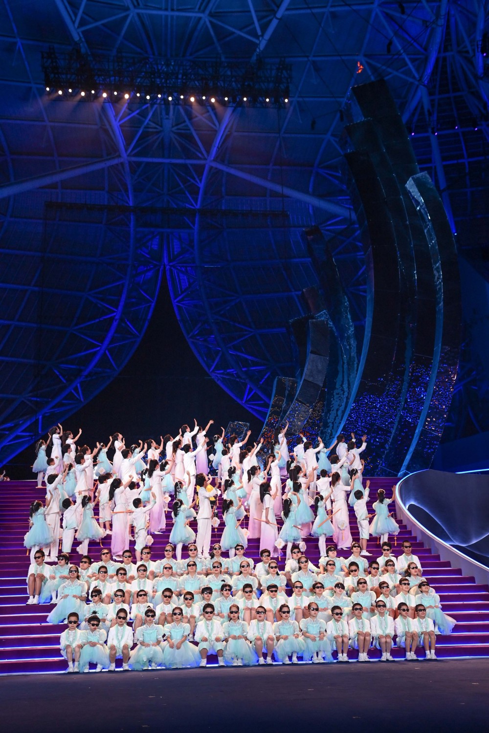 杭州亚残运会闭幕式举行