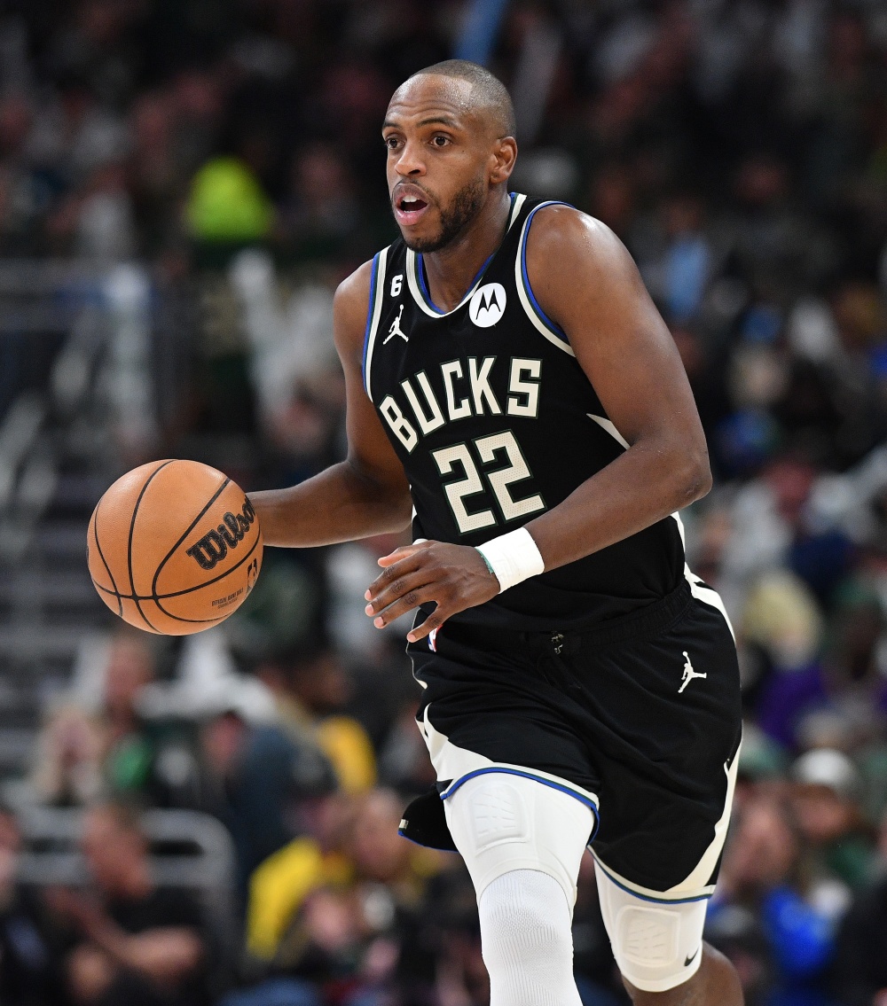 里弗斯:米德尔顿知道如何打好比赛 今晚他为球队奉献了一切