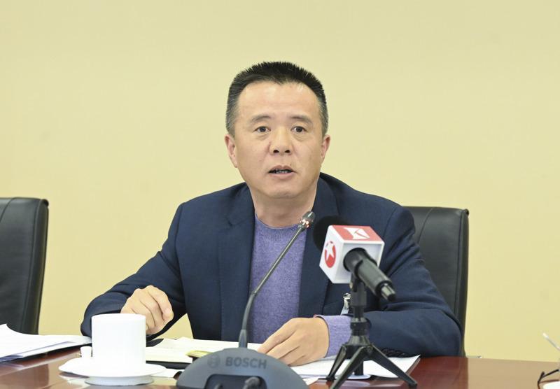 张义民代表：乡村振兴不是刷白墙、种花草，是要让农民的钱袋子越来越鼓_腾讯新闻