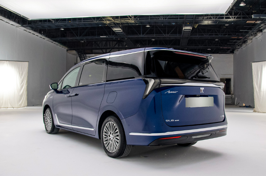 比克gl8世纪降价了?新车指导价35.99万起,综合续航1370公里