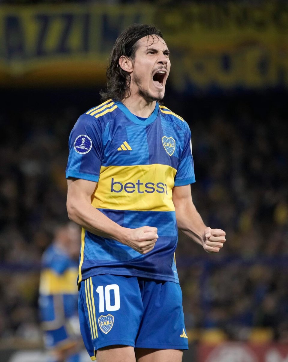 卡瓦尼退出国家队:乌拉圭交接班完成?