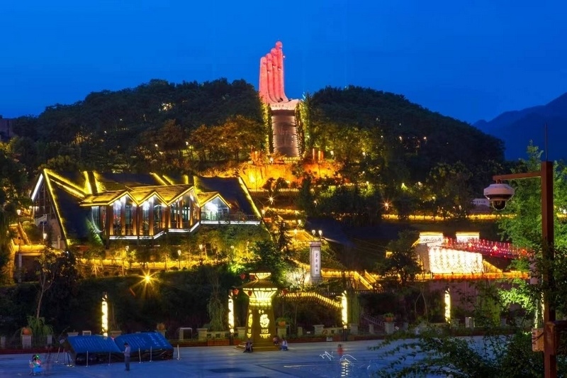 仁怀市茅台镇夜景.第三,酒旅住宿类项目.