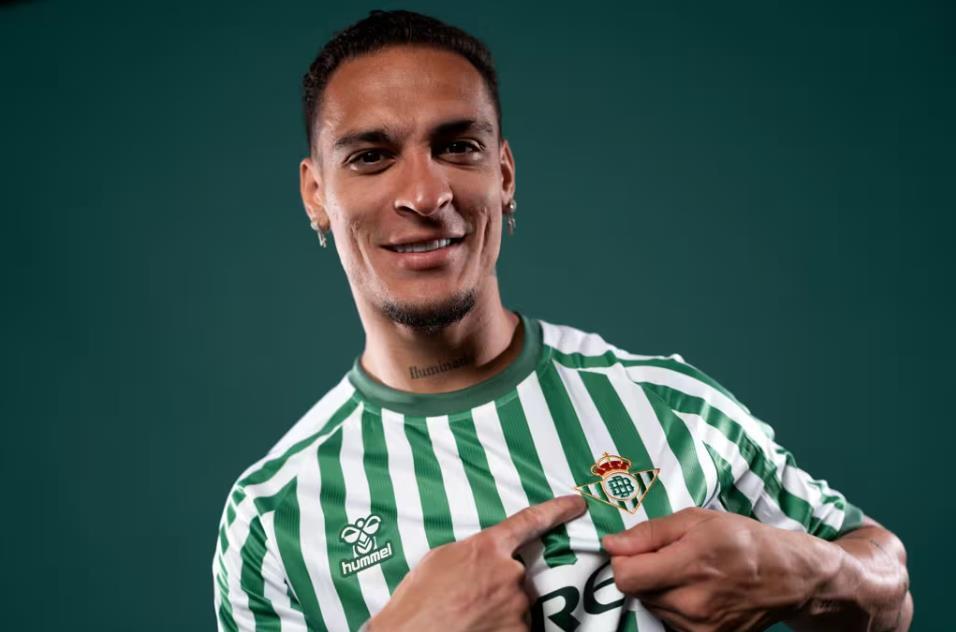 安东尼：回到贝蒂斯是为了证明自己，希望帮助巴西夺得世界杯