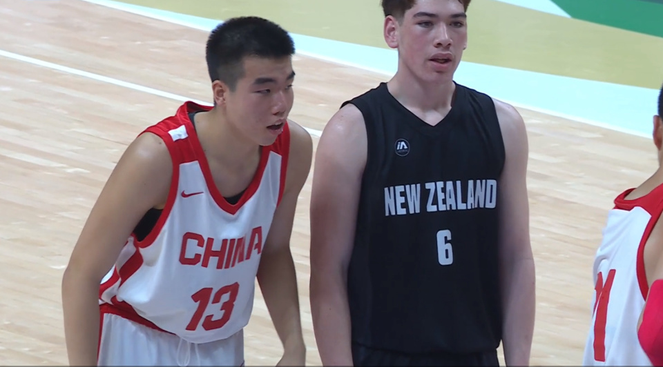 不是郇斯楠！男篮“新中锋”打出身价，这可是下一个NBA中国内线