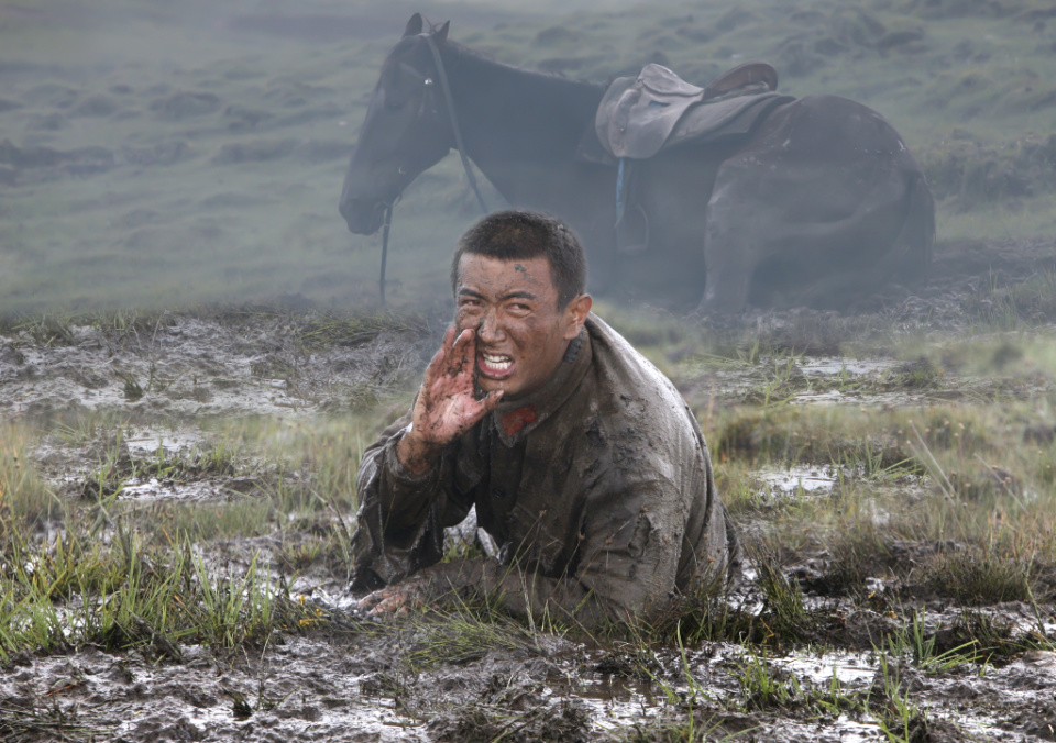 首映｜《天宝》导演刘劲：实境体验一场精神的长征_腾讯新闻