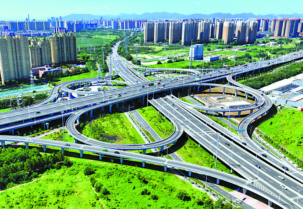 大豆行情今日走势深度解读，市场供需格局发生巨变，主力合约价格震荡上行，后市投资方向全面剖析。