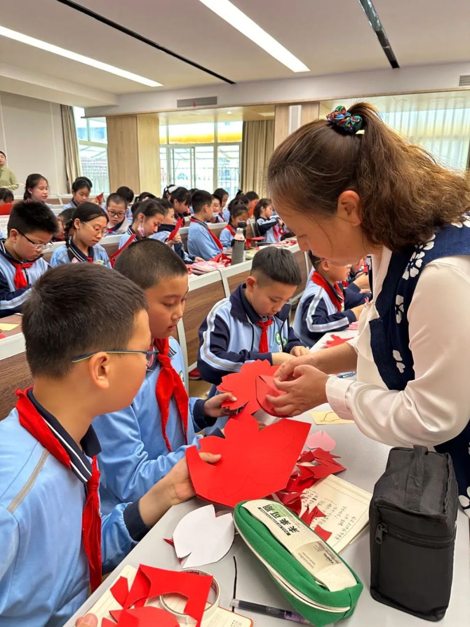 厦门市作协"名家进校园"系列活动走进厦门市园南小学