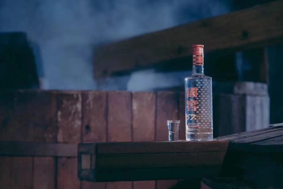 软饭硬吃,国窖1573给自己埋了一颗雷_腾讯新闻