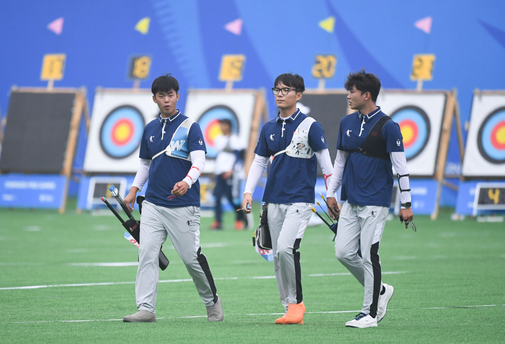 成都大运会射箭男子反曲弓团体比赛赛况2