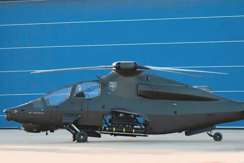 贝尔360invictus武装直升机,擅长在高楼间穿梭的飞行器