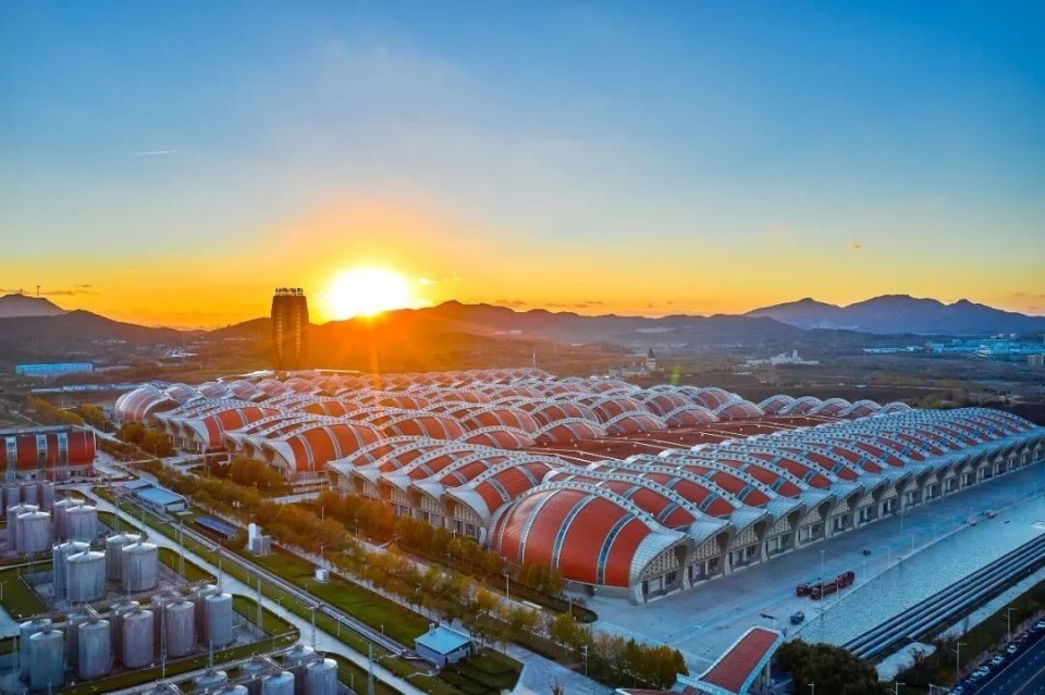 总部项目落户南通启东;成都东部新区签署银政战略合作协议_腾讯新闻