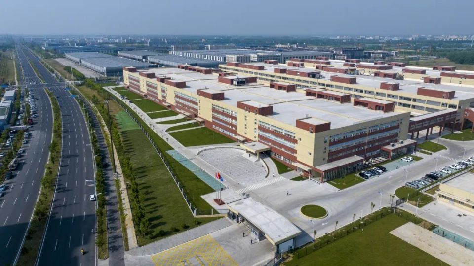 5月18日,无人机航拍的合肥奔图智造产业园.