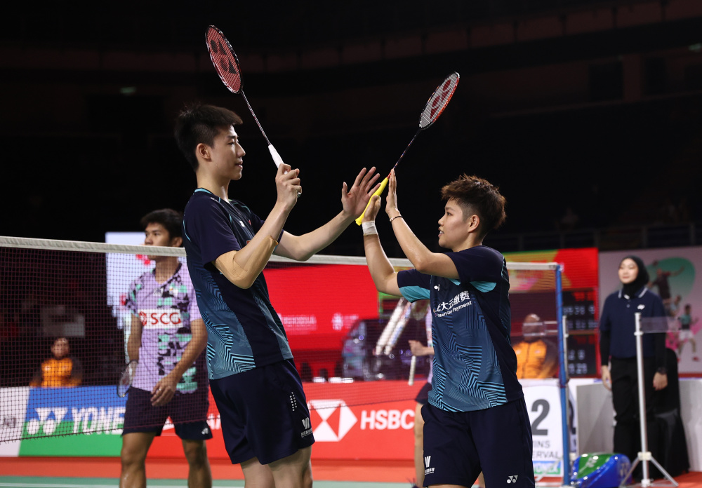 马来西亚羽毛球大师赛国羽男单,混双晋级决赛_腾讯新闻