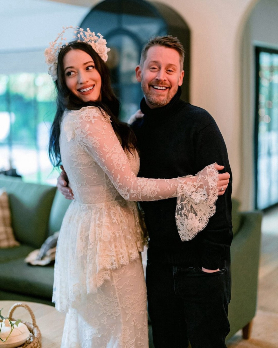 破产姐妹max演员结婚凯特戴琳斯办私人婚礼