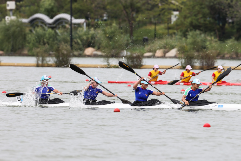 皮划艇静水——中国队夺得女子500米四人皮艇冠军-腾讯新闻