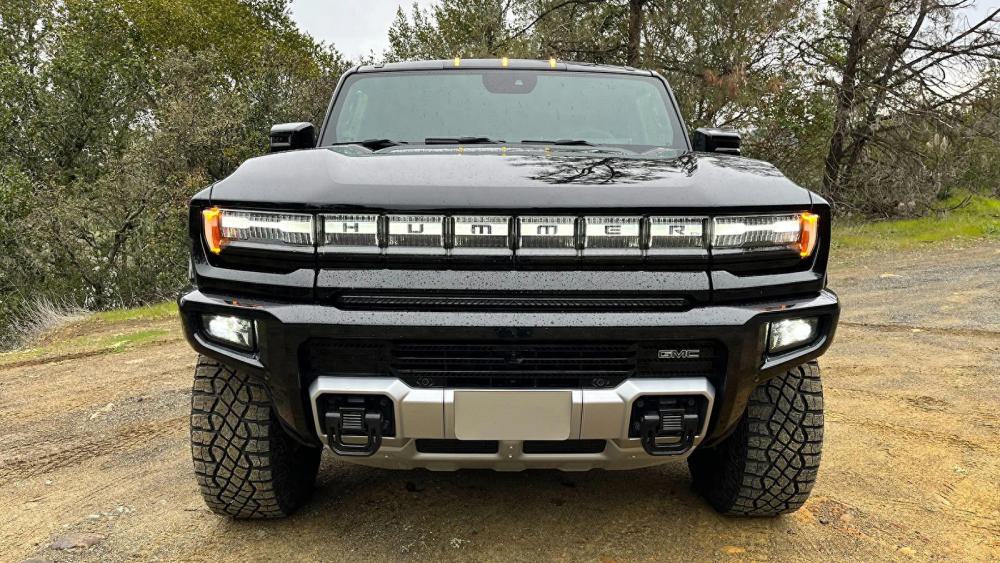 硬派和科技感结合,gmc悍马ev suv实车图发布_腾讯新闻