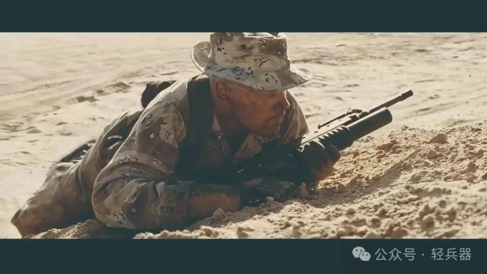 节奏明快,画面爽朗,导演拍摄手法娴熟,经典美国电影