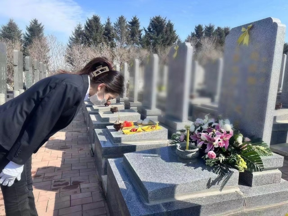 哈尔滨多家殡葬机构推出"代祭"服务_腾讯新闻