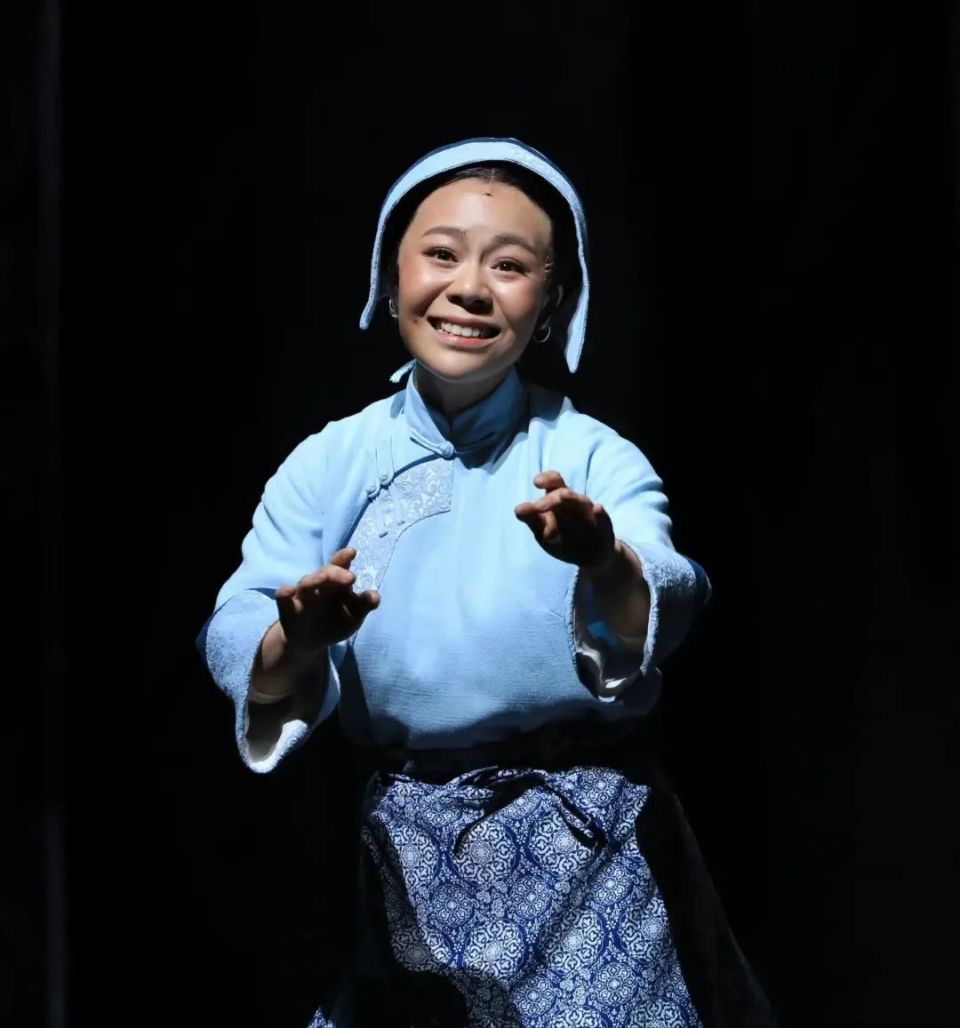 【一剧一评】曲剧《鲁镇》 | 大历史中看《鲁镇》