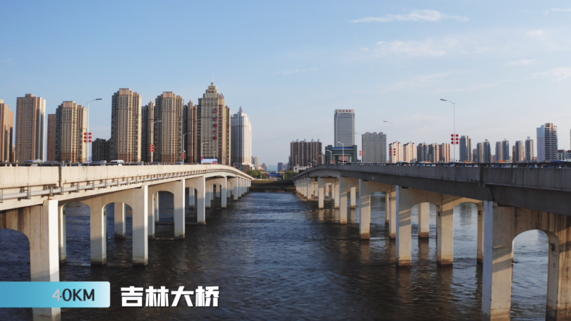 跑至38-40km处,选手经过天津街折返点后,将看到特色鲜明的城市景观.