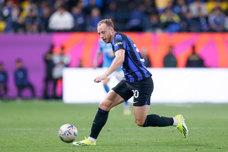 迪马国米提前锁定欧冠资格自动激活奥古斯托750万欧买断条款