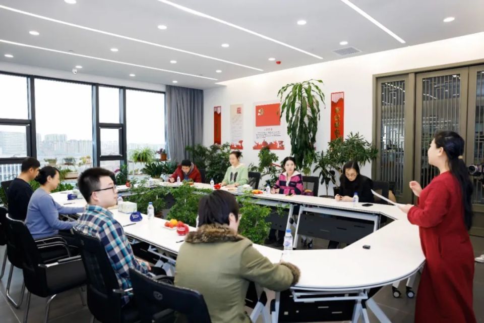 逸品汇为爱读诗每个人心中都有一个梨园