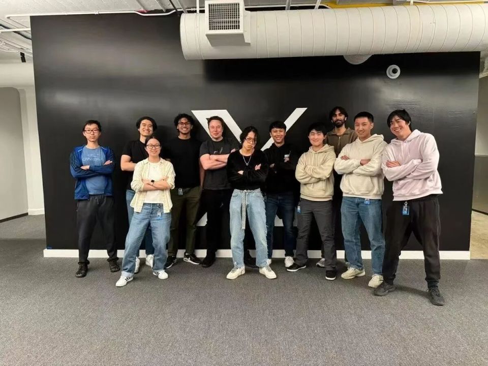 ��˹��һ�ź�Ӱ�����㣺����AI�����˳���