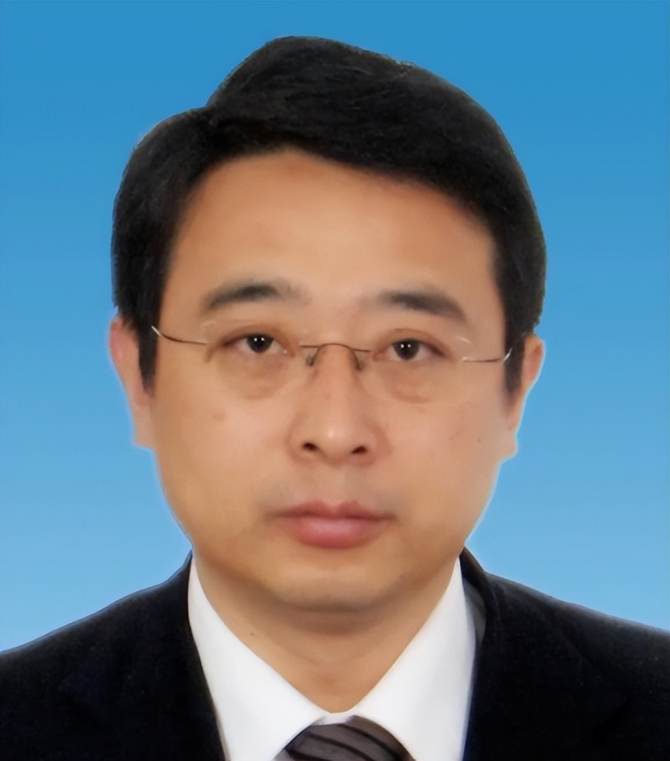 人事任免｜张成中同志任河北省委常委_腾讯新闻