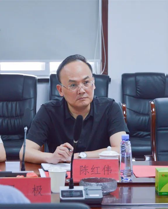 湖北农谷实业集团党委副书记,总经理吴国荣带队拜访华沛农业发展集团