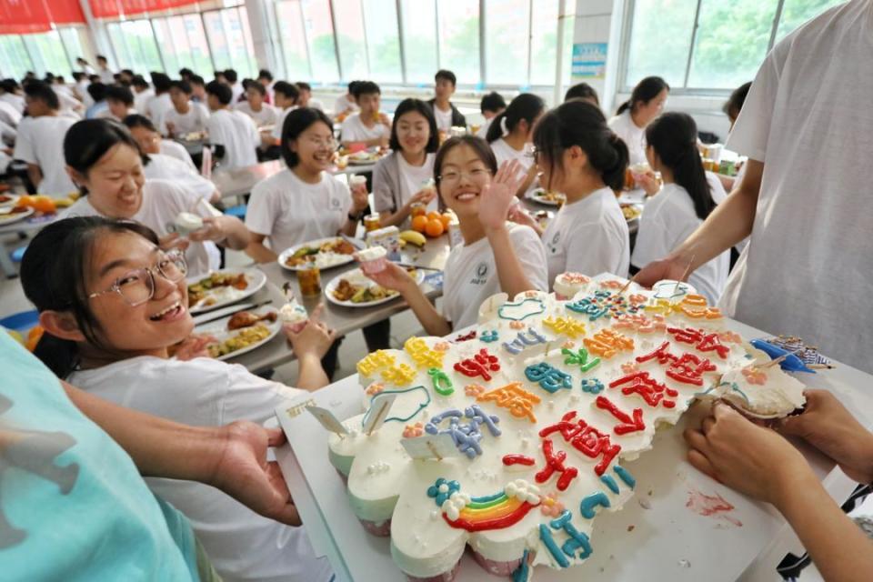 泰安第四中学图片