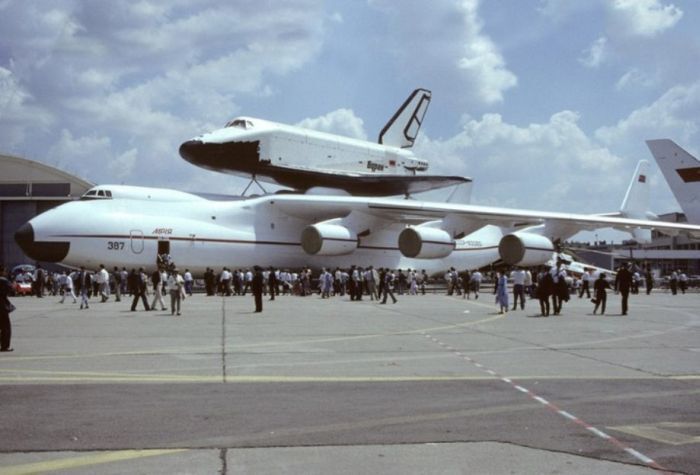 航空史上的奇迹前苏联an-225 mriya(梦想)运输机(图集)_腾讯新闻
