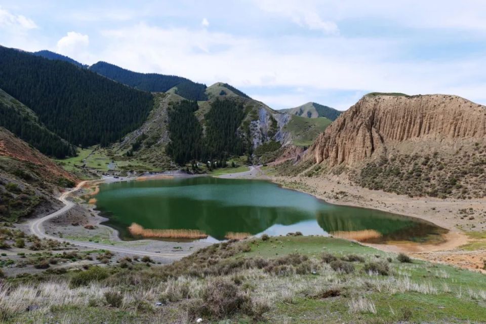 体验速度与激情而夏季的木特塔尔沙漠是避暑的绝佳圣地盛夏的巴音阿门