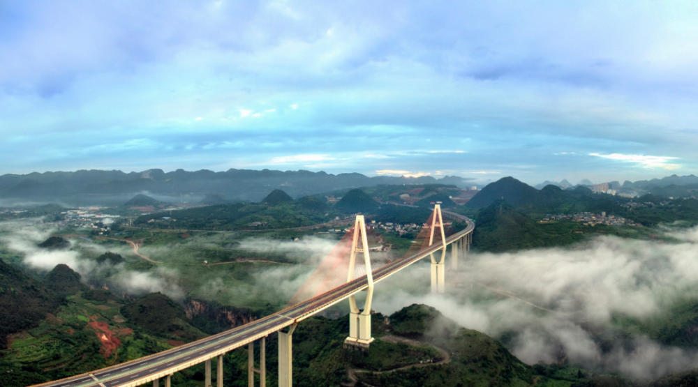 世界超級大橋故事|汕昆高速馬嶺河大橋:貴州第一座雙塔斜拉橋_騰訊