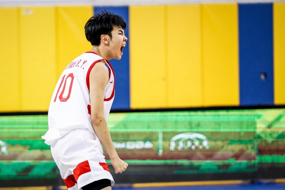 小世界杯国青惊现丁神接班人天才后卫没打亚青赛李晓勇又遭质疑