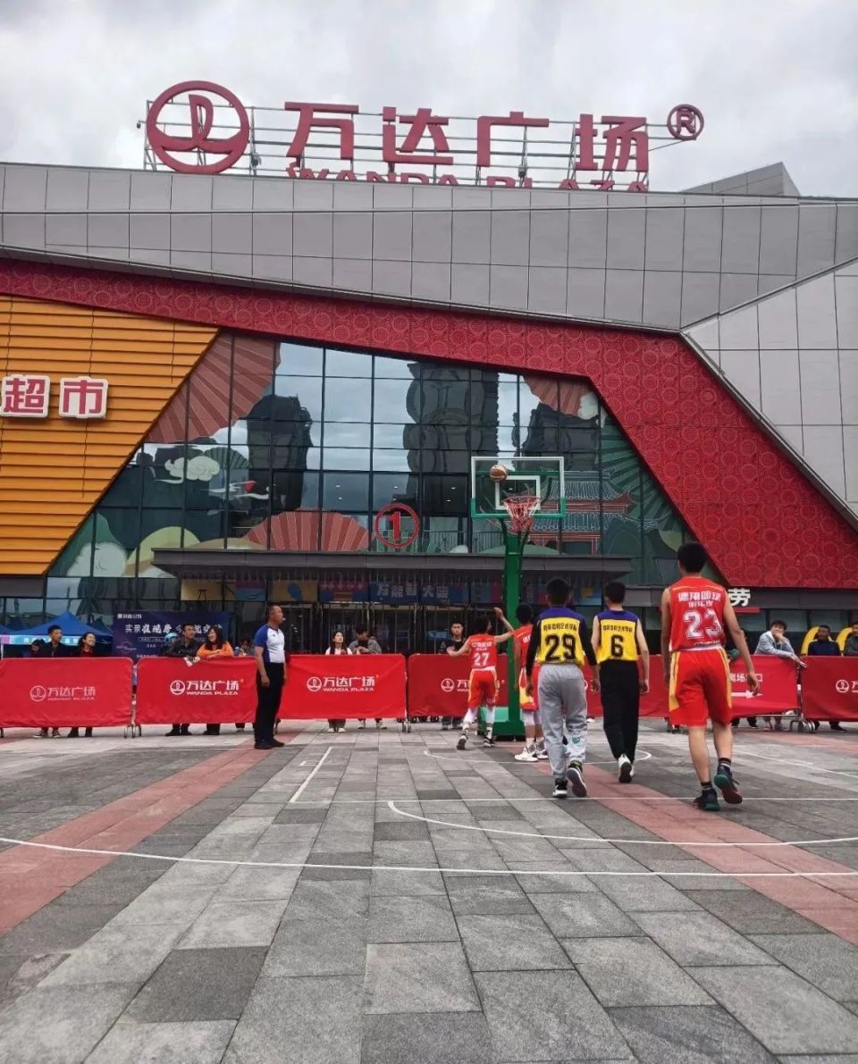 "奔跑吧·少年"定西市第二届篮球后备人才星锐赛在定西万达广场隆重