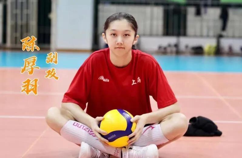 18岁上海副攻太惊艳进攻拦网都出色天赋出众未来接班袁心玥