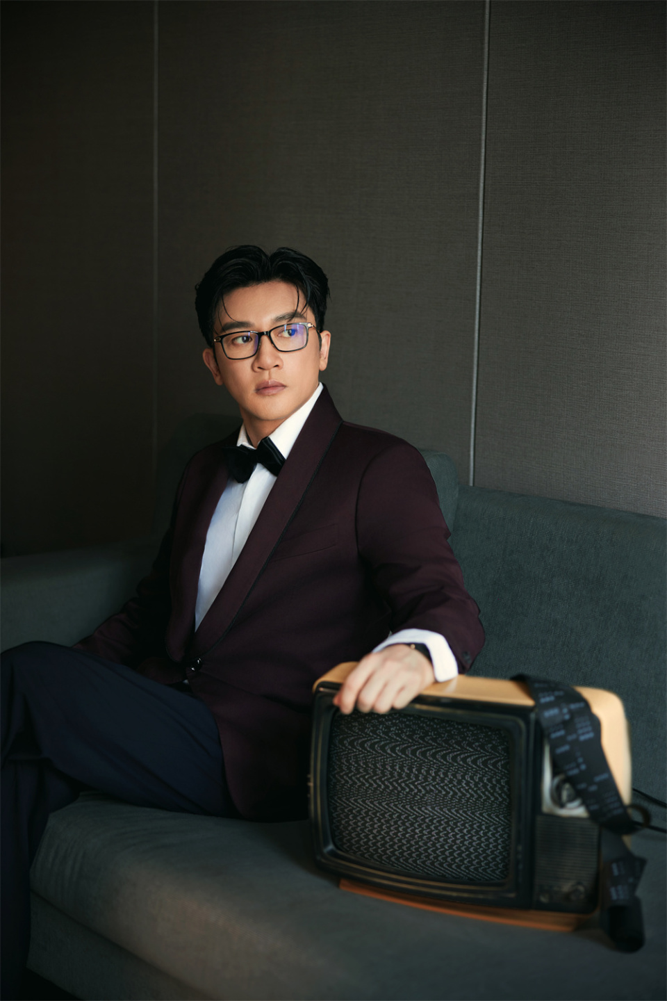 苏有朋亮相中国电影大数据荣誉之夜担任推委会委员备受认可