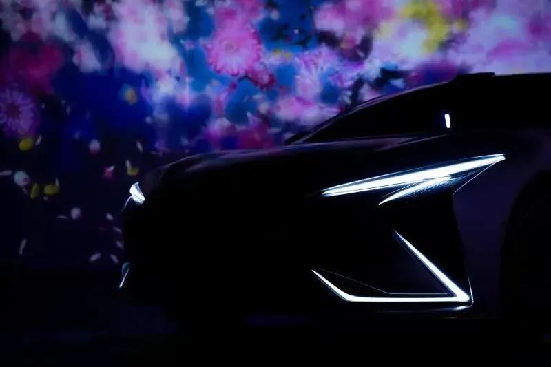 给车灯"画眼睛",这份工作真酷!