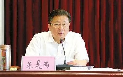 【法治热点榜】国家医疗保障局:"冒名就医"可能构成违法犯罪