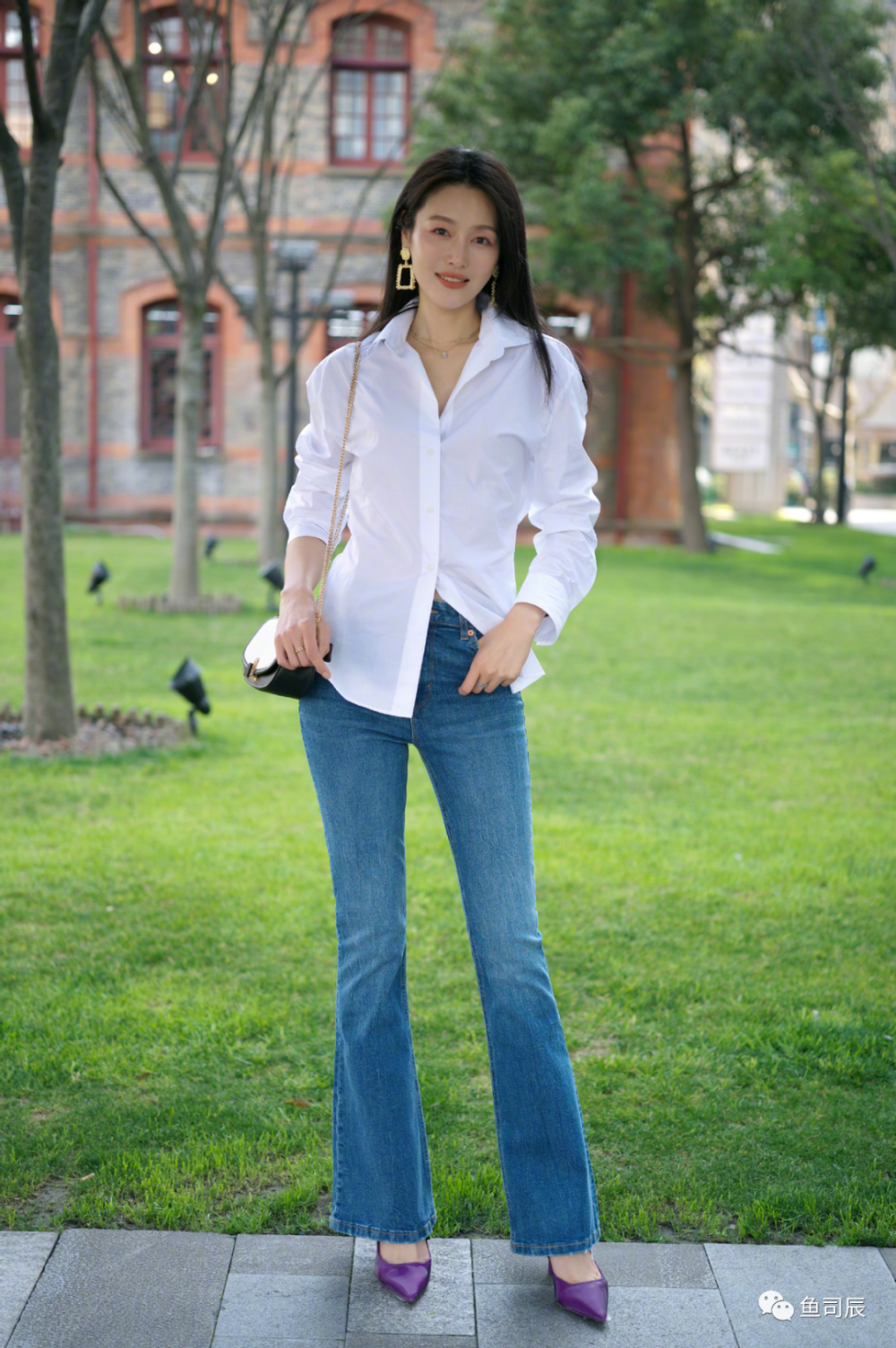 北京女生街拍是潮流新风尚满街都穿长裤长裙洋气又遮肉显瘦