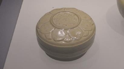 中华优秀传统文化系列谈丨唐宋瓷粉盒承载的文化意义-腾讯新闻