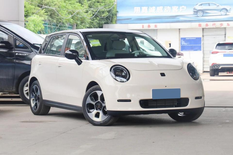 A0级小车配600km续航+V2L+热泵空调，江淮钇为3想干什么？
