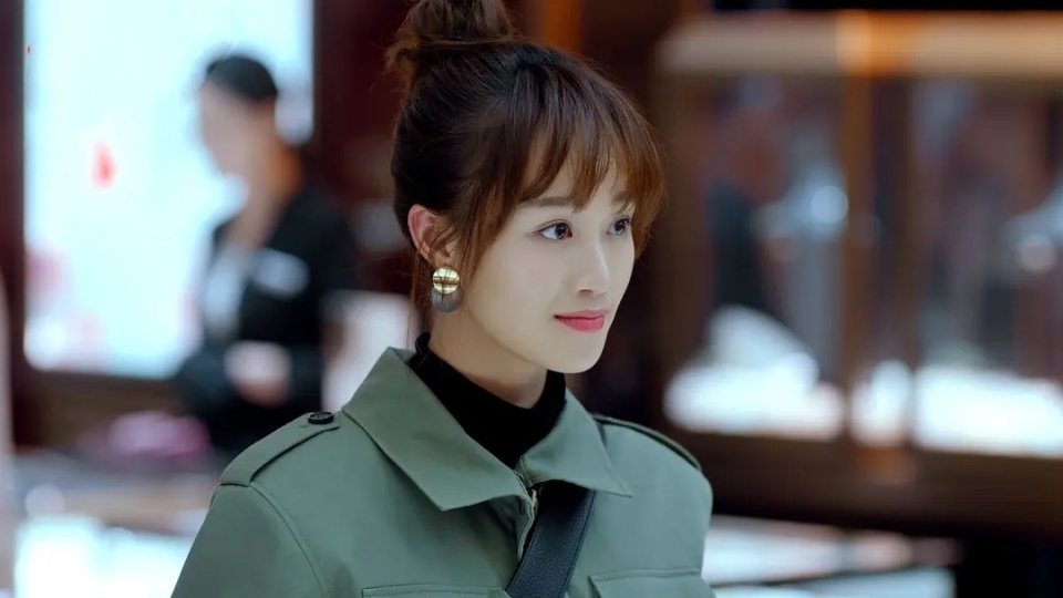 蓝盈莹《流光之下》首波口碑出炉 观众的打分和评价"一针见血"_腾讯